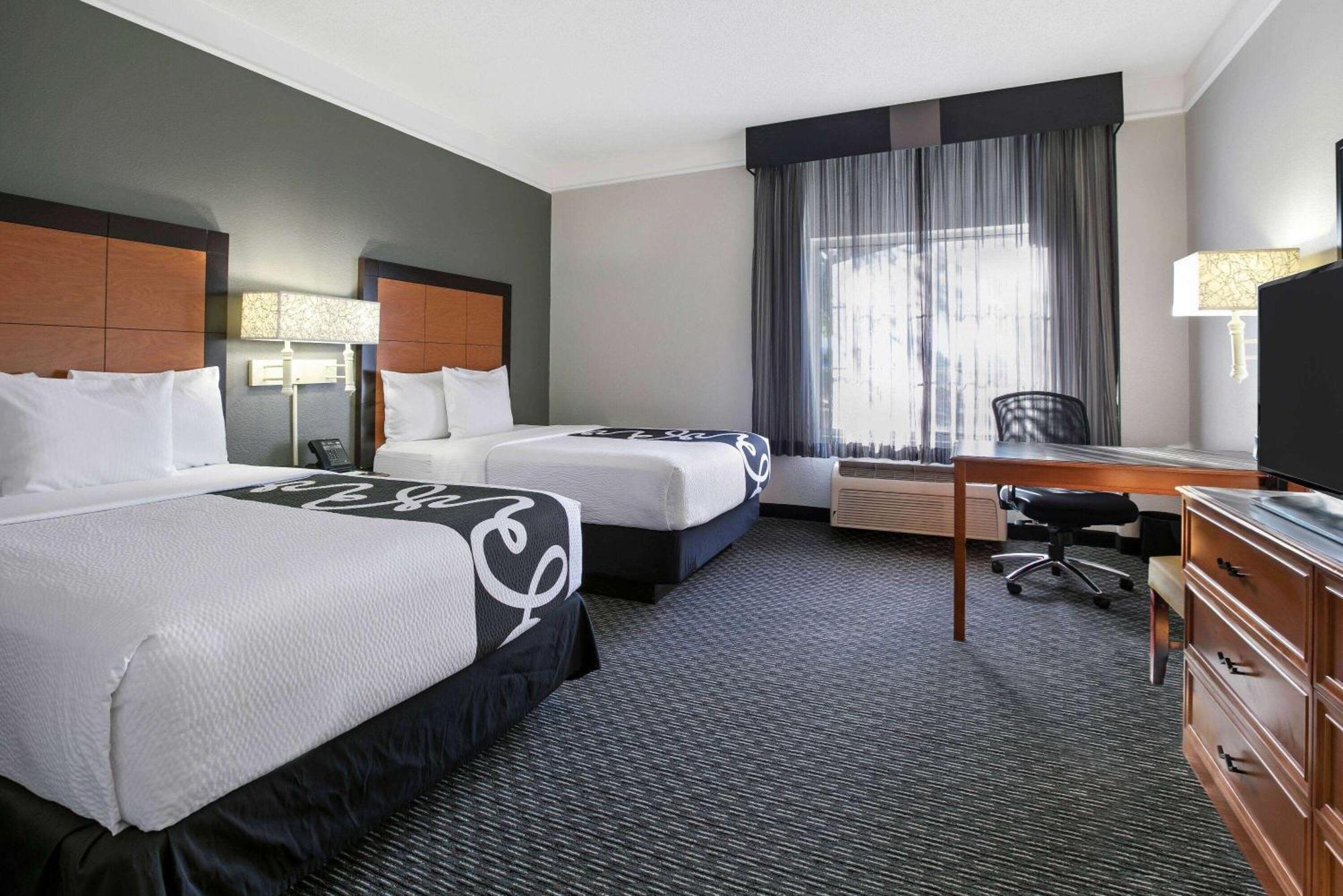 La Quinta By Wyndham Dallas Arlington South Экстерьер фото